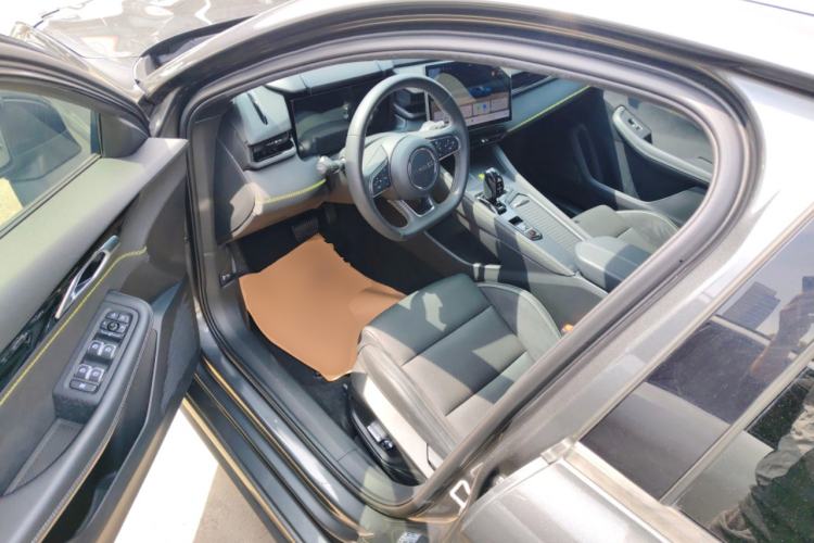 Used Lynk & Co 03 2023 2.0TD DCT JingPro
