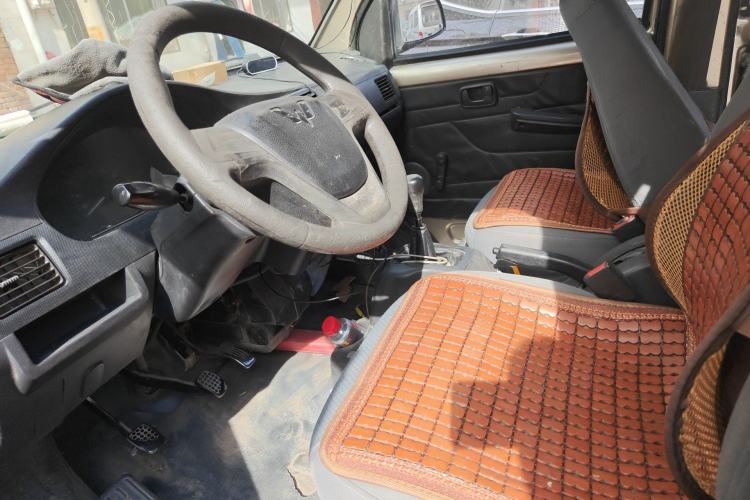 Used Wuling Rongguang 2011 1.2L Base Version Left Front Seat