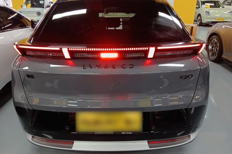 Used Lynk & Co Z20 2025 530 km Range Rear-Wheel Drive Max Rear