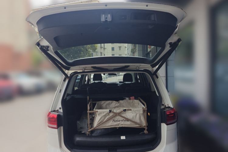 Used Volkswagen Touran 2016 Volkswagen Touran L 280TSI DSG Luxury Edition