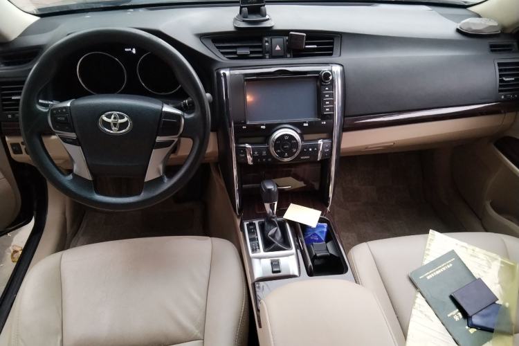 Used Toyota Reiz 2010 2.5S Fengdu Jinghua Edition Center Console