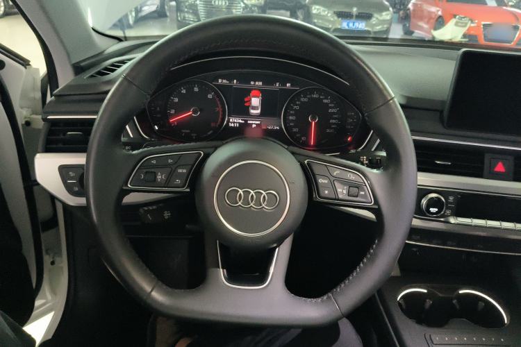 Used Audi A4L 2019 45 TFSI quattro Individual Sport Edition China VI
