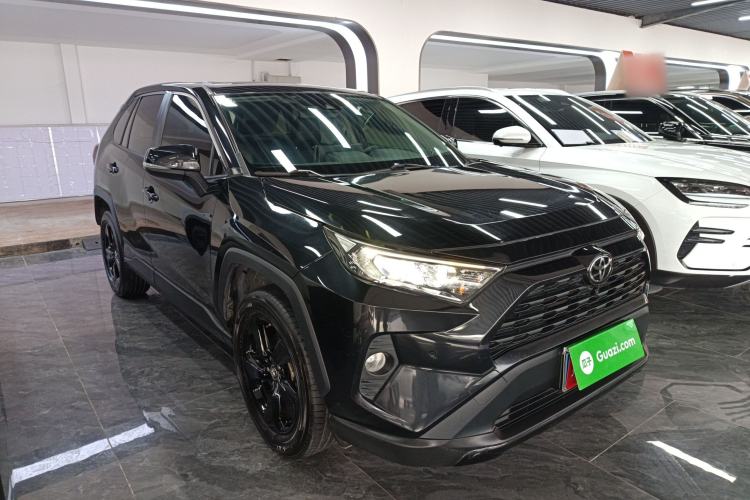 Used Toyota RAV4 2020 2.0L CVT Two-Wheel Drive Fashion Edition