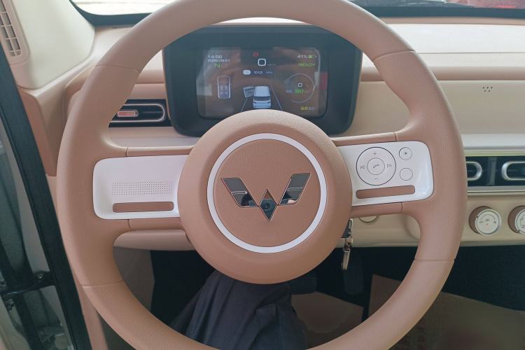 Used Wuling Hongguang MINIEV 2024 3rd Generation 215km Youth Edition