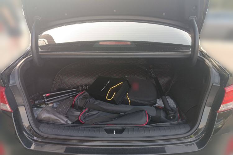 Used Kia K5 New Energy 2018 2.0L ZhiZun Edition
