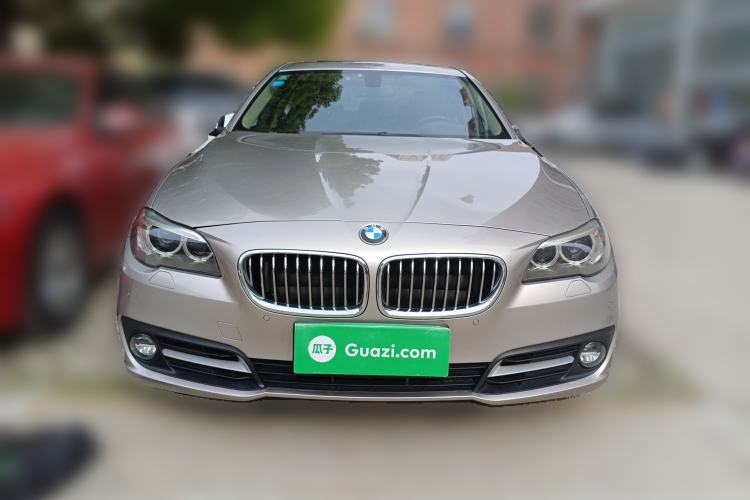 Used BMW 5 Series 2014 528Li Leading Model
