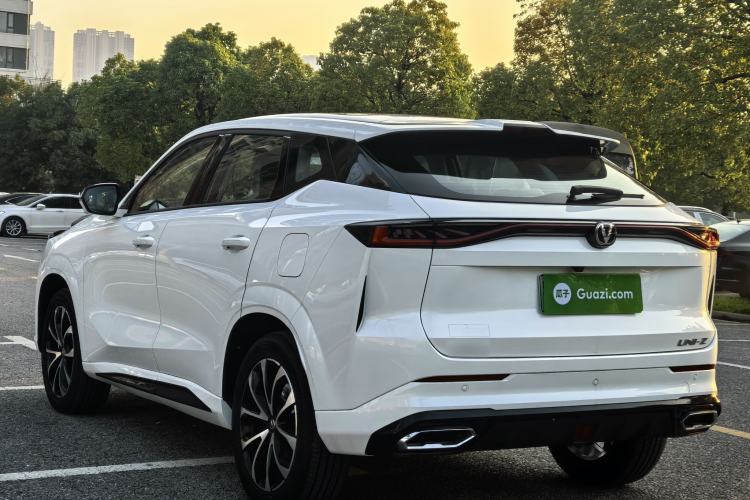 Used Changan UNI-Z New Energy 2024 Blue Whale Smart Electric iDD 125km Beyond Edition
