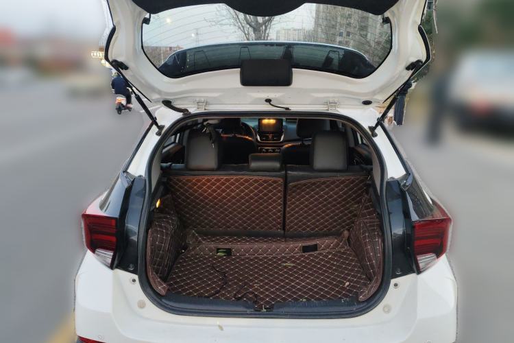 Used Toyota YARiS L Zhi Xuan 2020 X-Trail X 1.5L CVT Luxury Edition Trunk