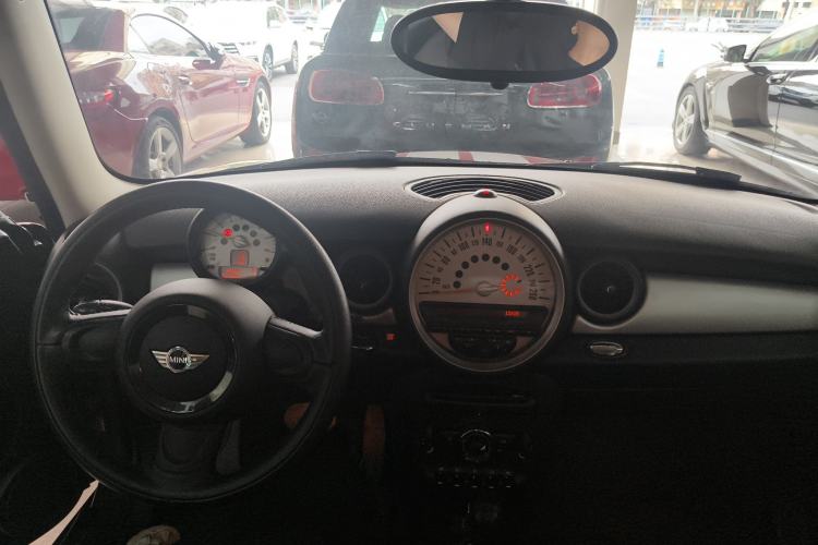 Used MINI Clubman 2011 1.6L ONE Center Console