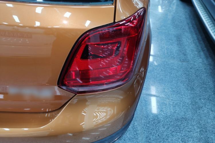 Used Volkswagen Polo 2016 1.6L Cross Polo Automatic