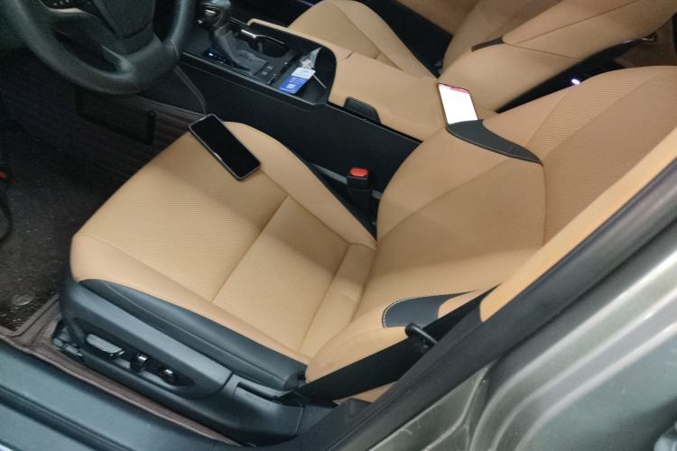 Used Lexus ES 2023 200 Excellence Edition