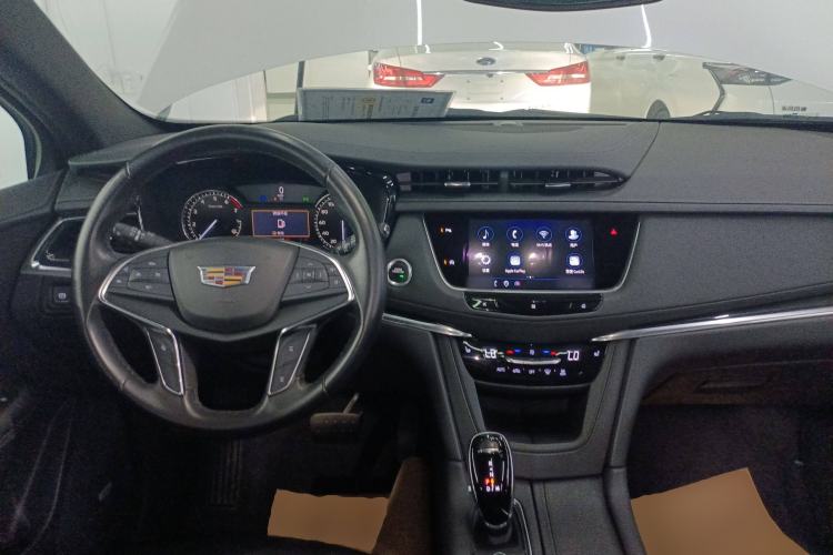 Used Cadillac XT5 2021 28T Luxury Model