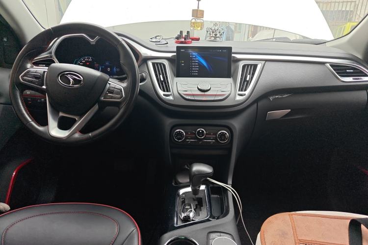 Used Soueast DX7 2015 1.5T Automatic Prestige Model
