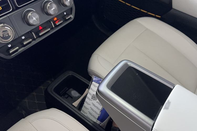 Used iCAR V23 2025 401 Two-Wheel Drive Intelligent Driving Version