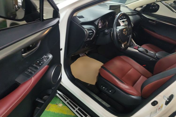 Used Lexus NX 2015 200T All-Wheel-Drive Fēngshàng Edition
