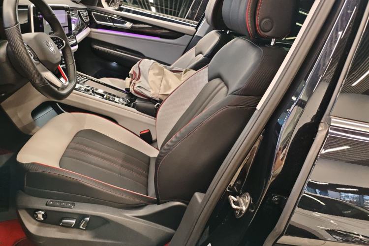 Used Volkswagen Teramont X 2024 380TSI All-Wheel Drive Longyao Edition Left Front Seat