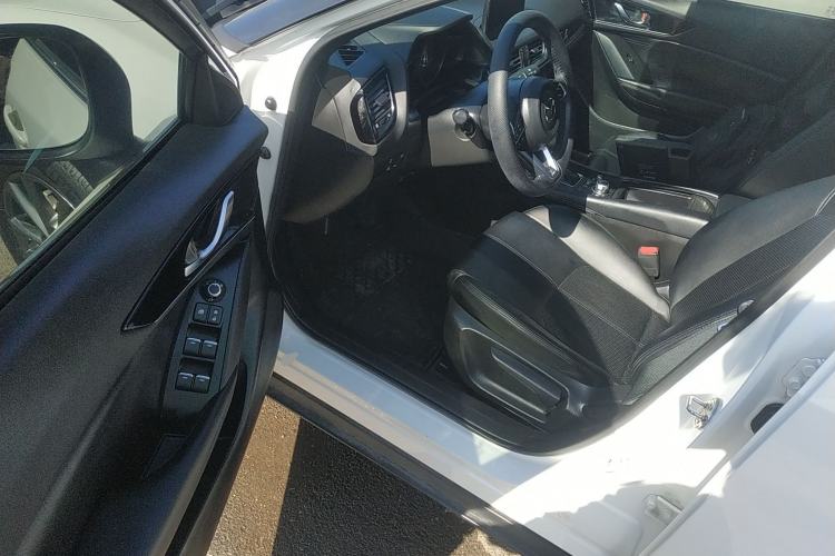 Used Mazda CX-4 2021 2.0L Automatic Two-Wheel Drive Blue Sky Exploration Edition