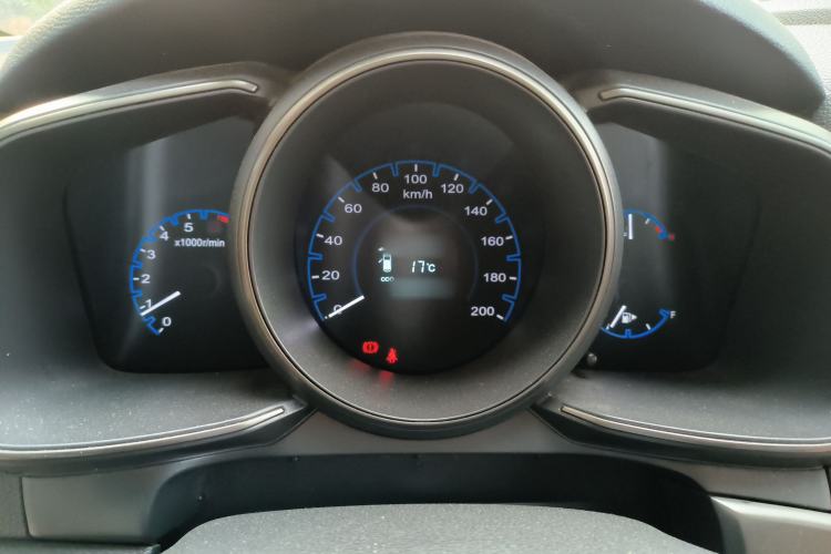 Used Oshan CX70 2016 1.6L Manual Luxury Model