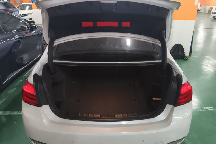 Used BMW 3 Series 2018 320Li Fashion Model
