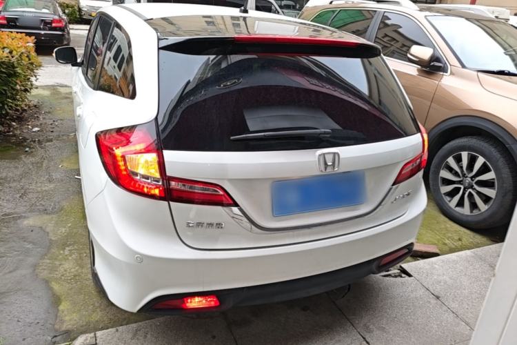 Used Honda Jade 2013 1.8L automatic Comfort version 5 seats Rear