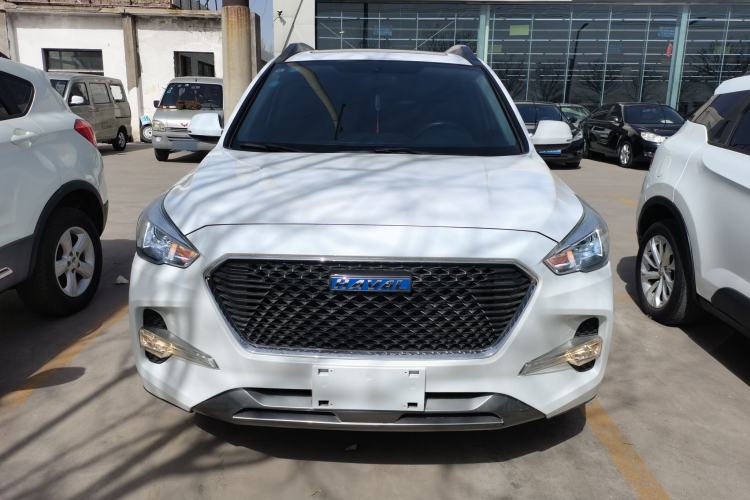 Used Haval M6 2017 1.5T Automatic Two-Wheel Drive Elite Model Front