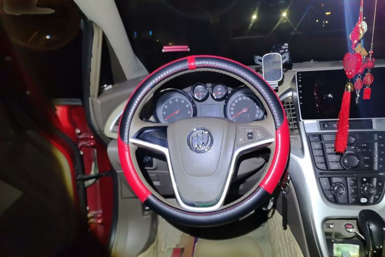 Used Buick GT 2011 GT 1.8L Automatic Fashion Edition Leather Model