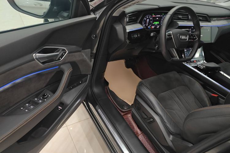 Used Audi e-tron 2021 50 quattro Prestige Edition
