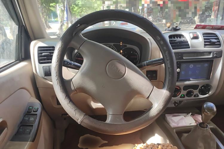 Used JMC Baodian 2013 2.0L Two-Wheel-Drive Gasoline Comfortable Value Edition