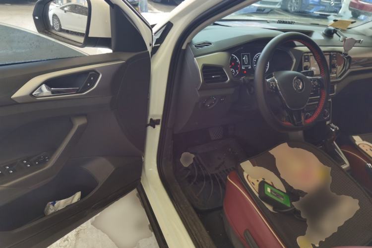 Used Volkswagen T-Cross 2019 1.5L Automatic Comfort Edition Driver Seat