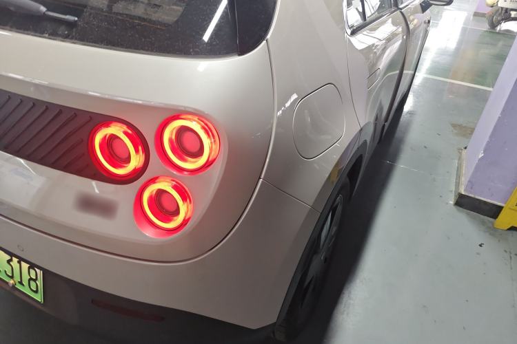 Used firefly 2025 Illuminated Edition
