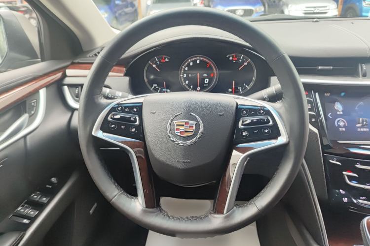 Used Cadillac XTS 2014 28T Luxury Model
