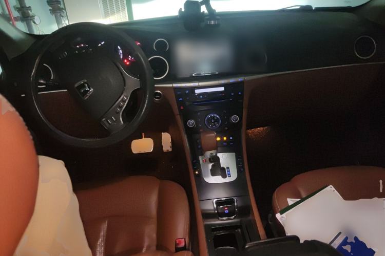 Used Luxgen Great 7 SUV 2011 2.2T Four-Wheel Drive ZhiZun Version
