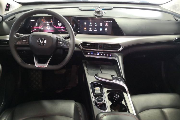 Used CHANGAN UNI-T 2020 1.5T Flagship Version Center Console