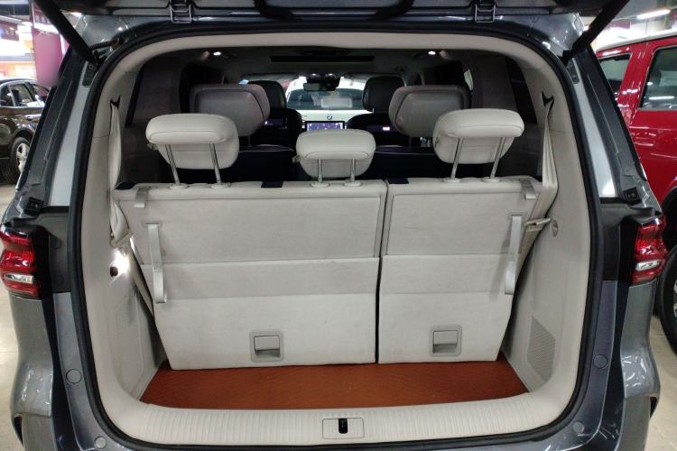 Used Roewe iMAX8 2021 400TGI Supreme Series Ultimate Edition
