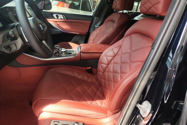 Used BMW X5 2022 Restyled xDrive 40Li M Sport Package Left Front Seat