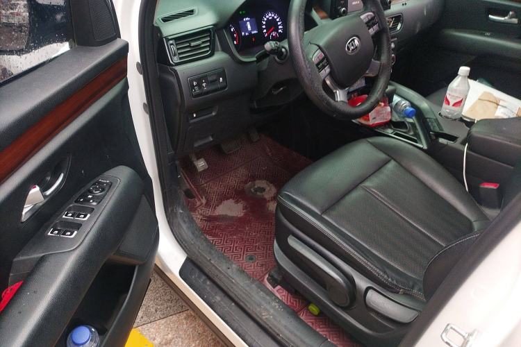 Used Kia KX7 2017 2.0L Automatic 2WD GLS 5-Seater
