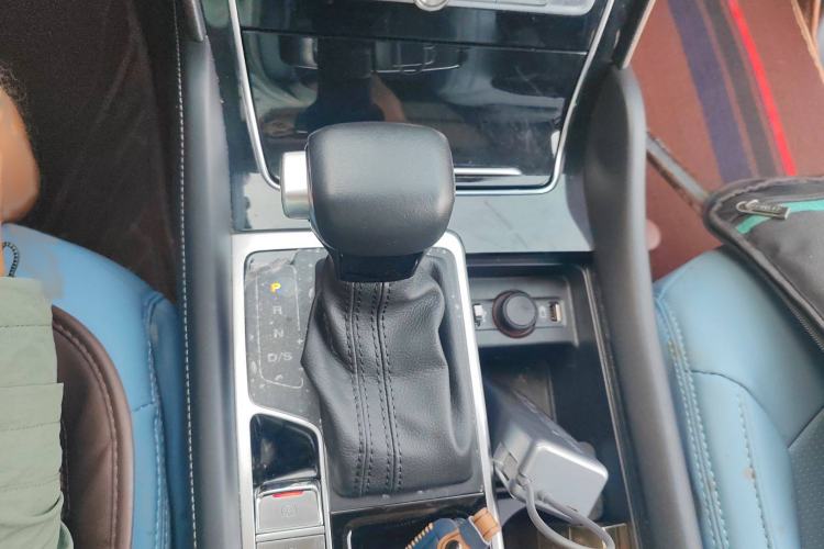 Used Roewe RX8 2019 30T Two-Wheel Drive Supreme Flagship Edition
