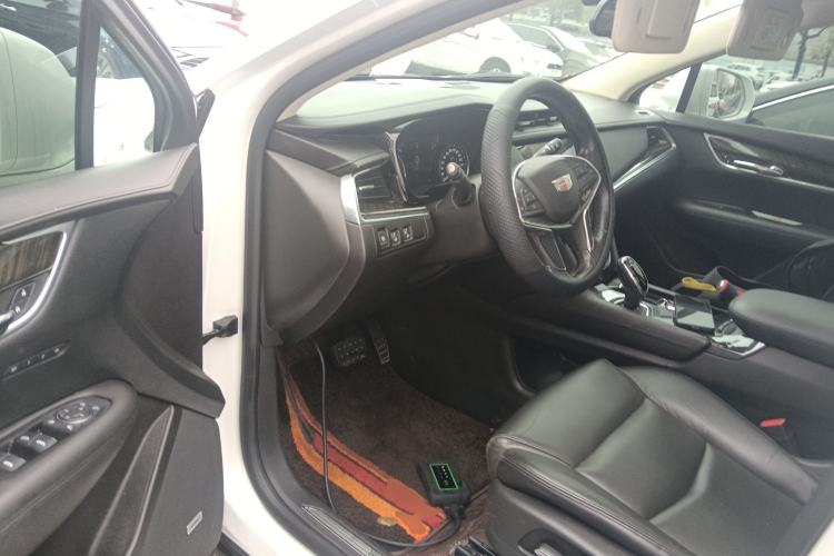 Used Cadillac XT5 2018 25T Luxury Model