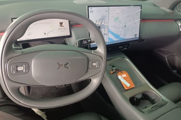 Used XPeng P7+ 2024 Long-Range Max Center Console