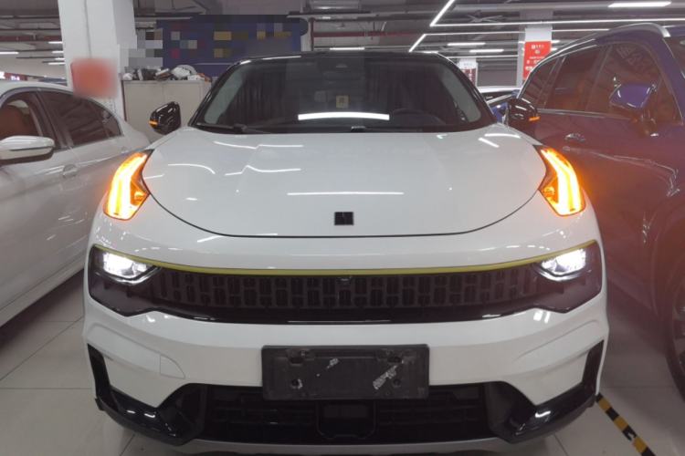 Used Lynk & Co 05 2020 2.0TD Two-Wheel Drive Shine Halo
