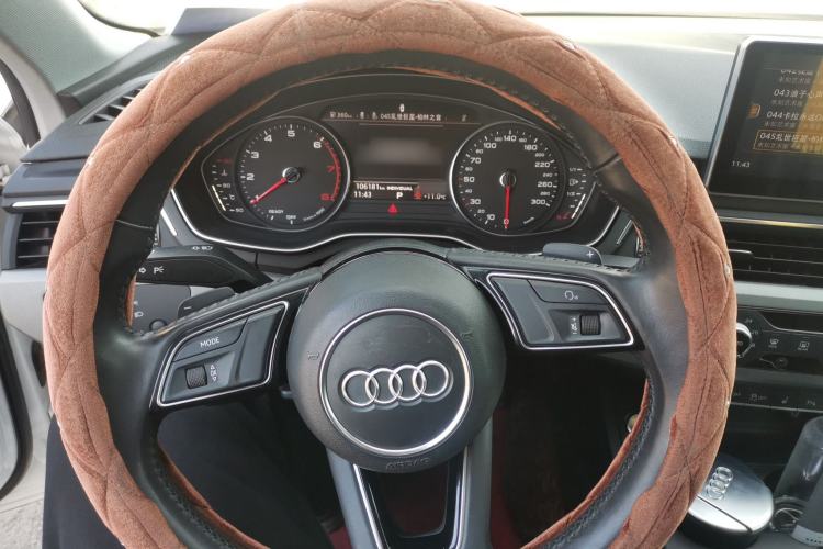 Used Audi A4L 2017 Plus 40 TFSI Ambition Model
