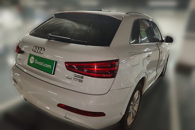 Used Audi Q3 2015 35 TFSI Comfort Model Rear Right 45 Deg