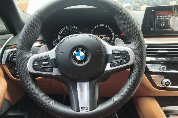 Used BMW 5 Series 2018 Restyled 530Li Leading Edition M Sport Package