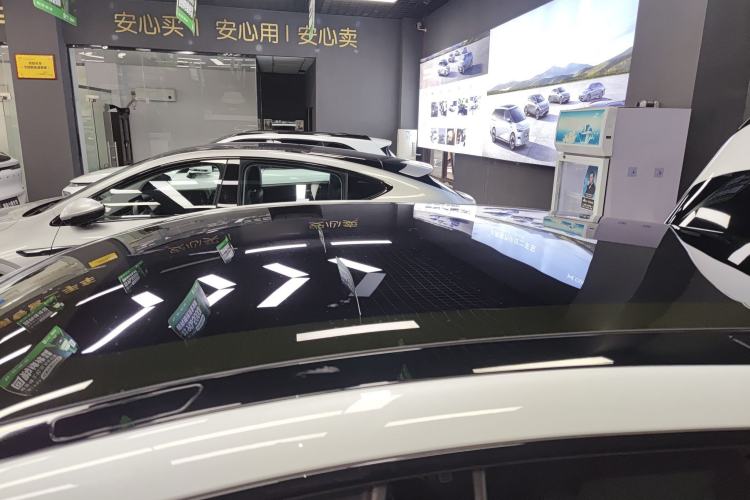 Used XPeng G6 2023 580 Long-Range Pro Roof