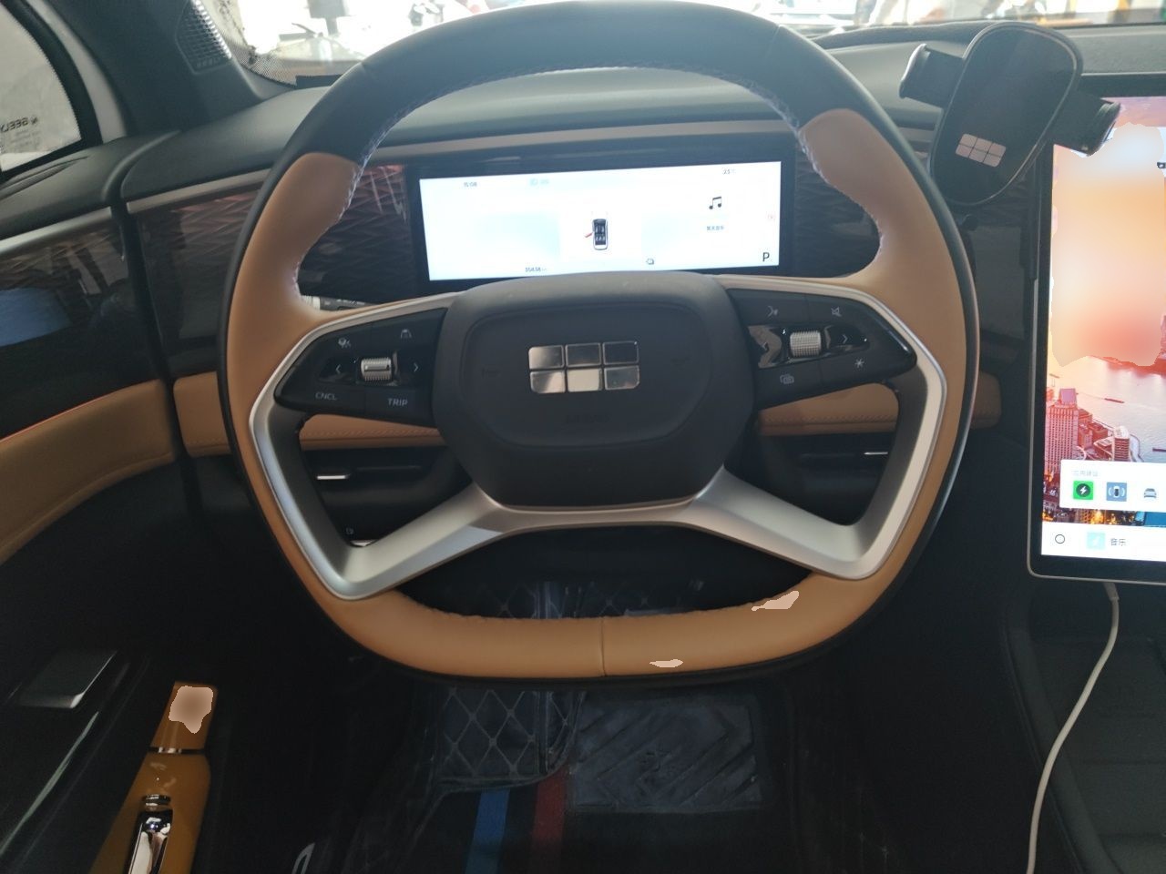 Geely Galaxy L7 2023 1.5T 115 km MAX — снимка 10