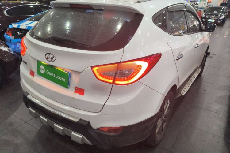 Used Hyundai ix35 2013 2.0L Automatic Two-Wheel Drive Smart GLS China IV Standard
