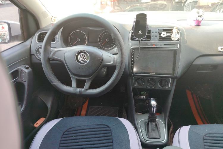 Used Volkswagen Polo 2014 1.6L Automatic Comfort Edition