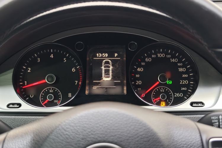 Used Volkswagen Magotan 2015 1.8TSI Advanced Model
