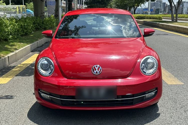 Used Volkswagen Beetle 2015 180TSI model
