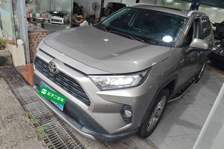 Used Toyota RAV4 2022 2.0L CVT Two-Wheel Drive Fashion Plus Edition